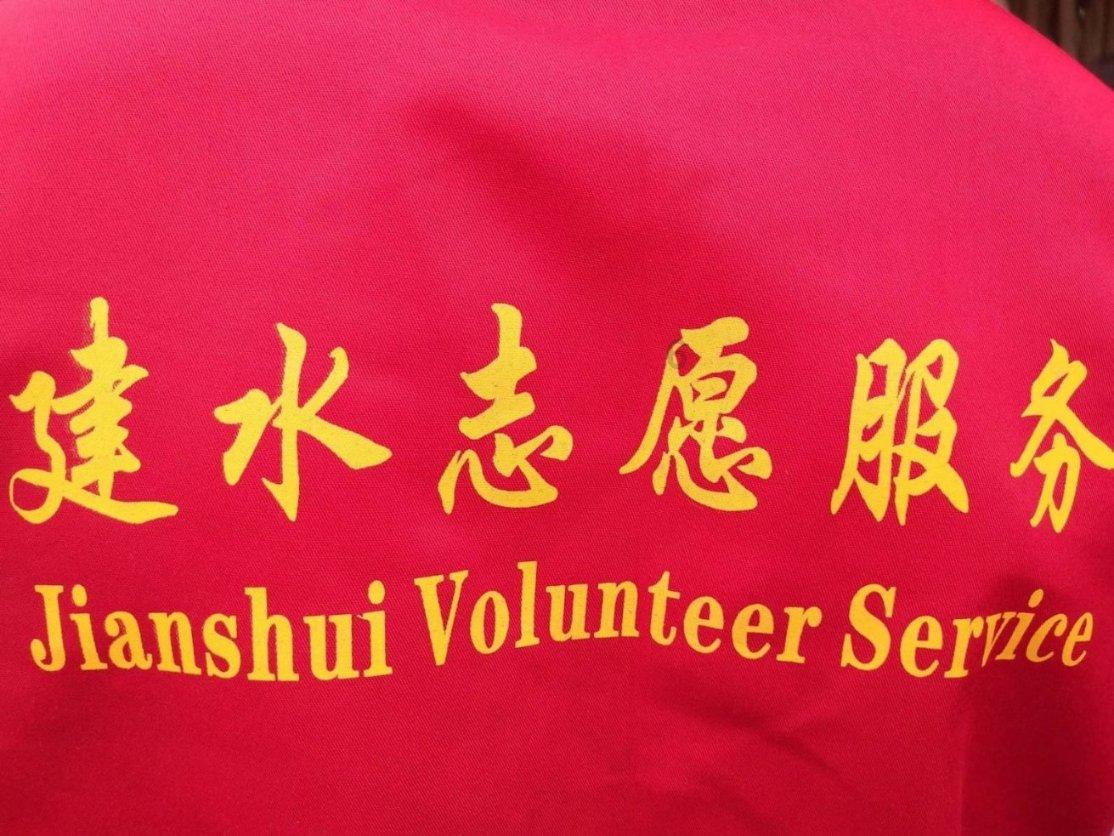 谷爱凌杀疯了！非大赛年继续统治商业场，官宣：保时捷全球代言人